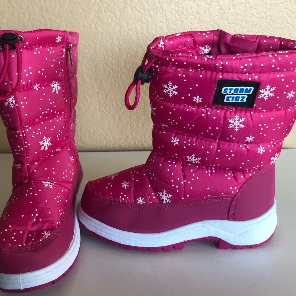 Girls snow boots